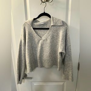 Collar neck full sleeves top